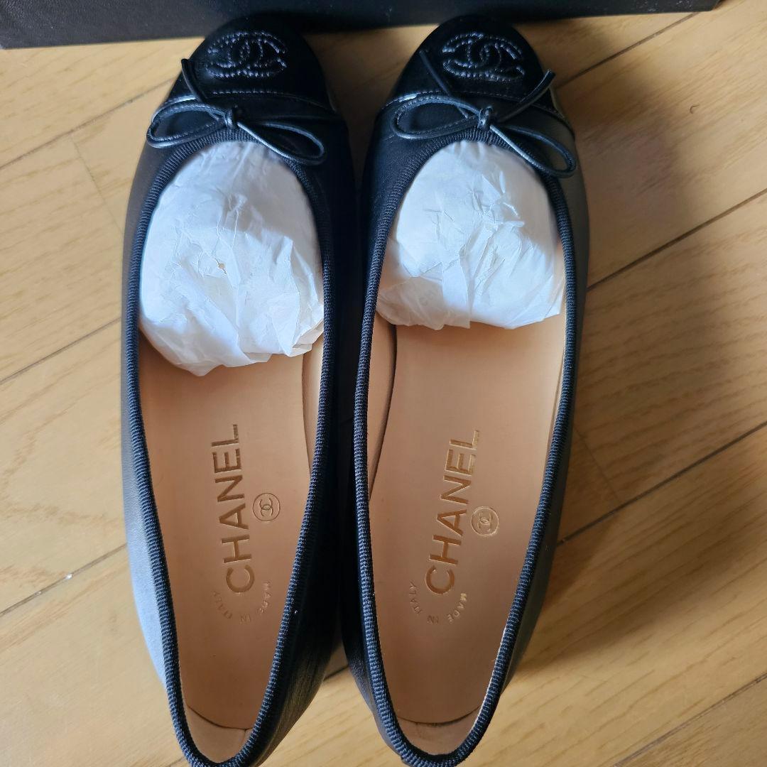 Luise 【新品未使用】CHANEL ブラック フラットシューズ 38