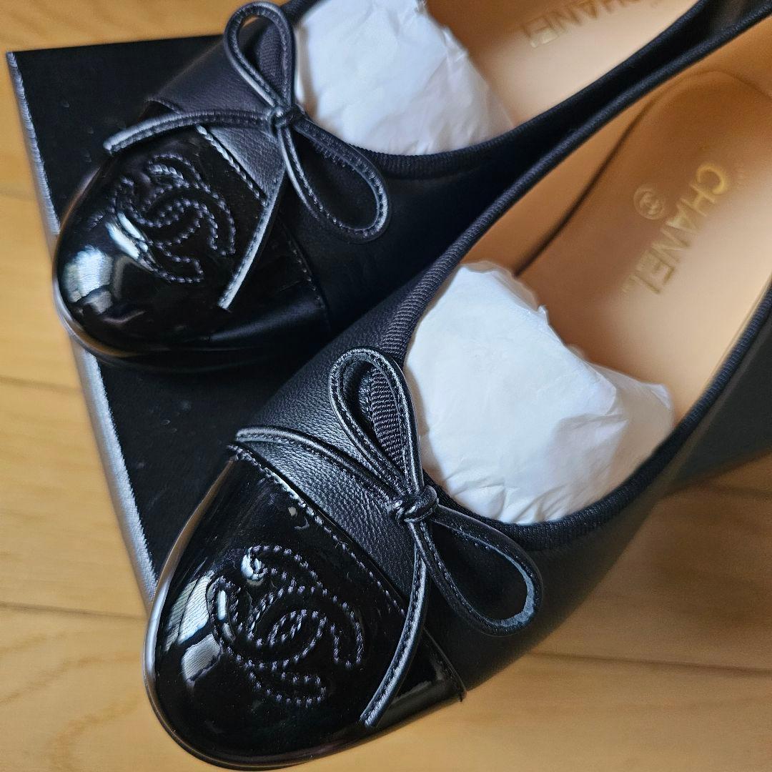 Luise 【新品未使用】CHANEL ブラック フラットシューズ 38