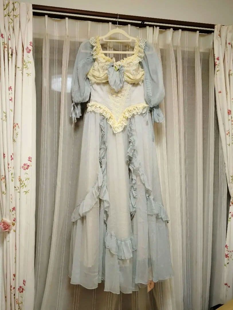 【新品タグ付き】Lacemade 完売 ミスリラのフレアーコルセット ワンピース