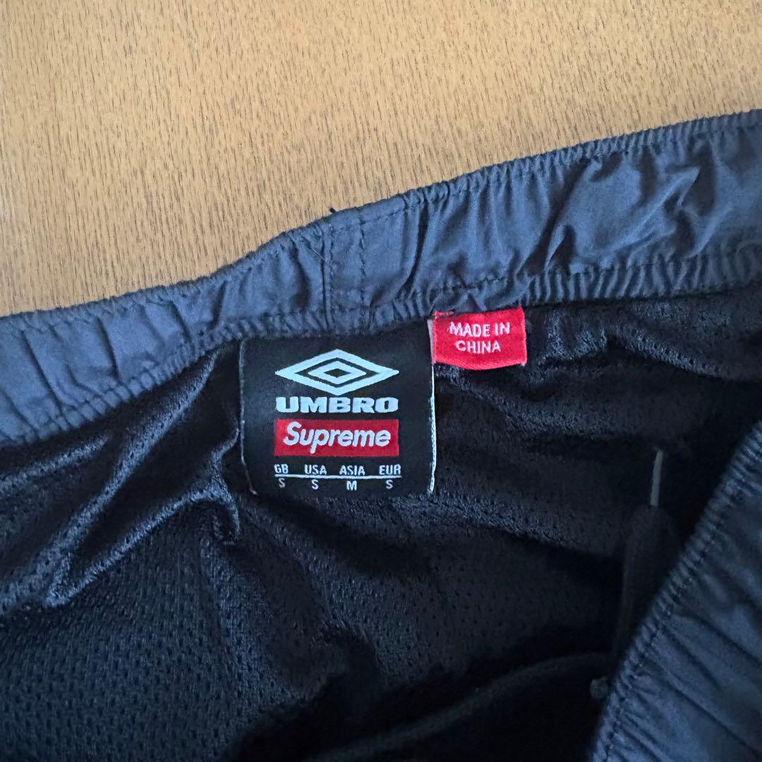 に*ょ様 supreme umbro 22ss トラックパンツ ナイロンパンツ
