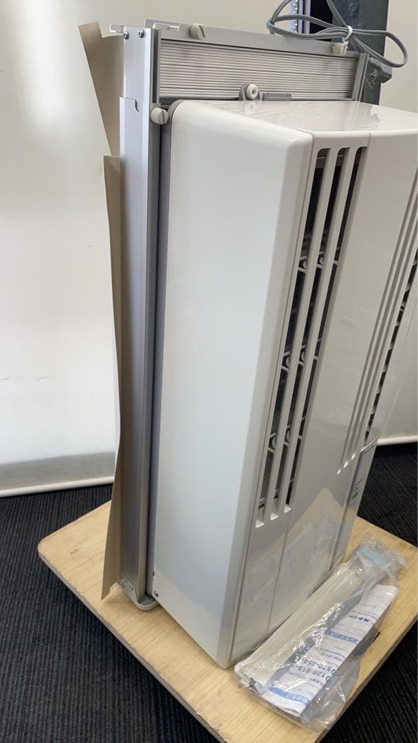 ★中古美品！コロナ 窓用エアコン CW-F1621 7畳　2021年