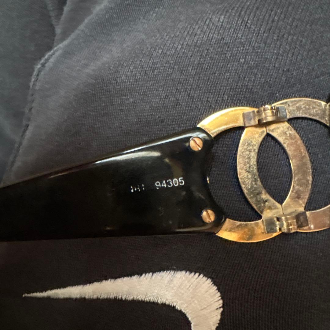 CHANEL ブラック ゴールド サングラス