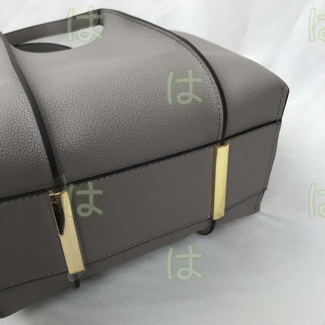 トッズ Tタイムレス　レザー　ショッピングバッグトートバッグ