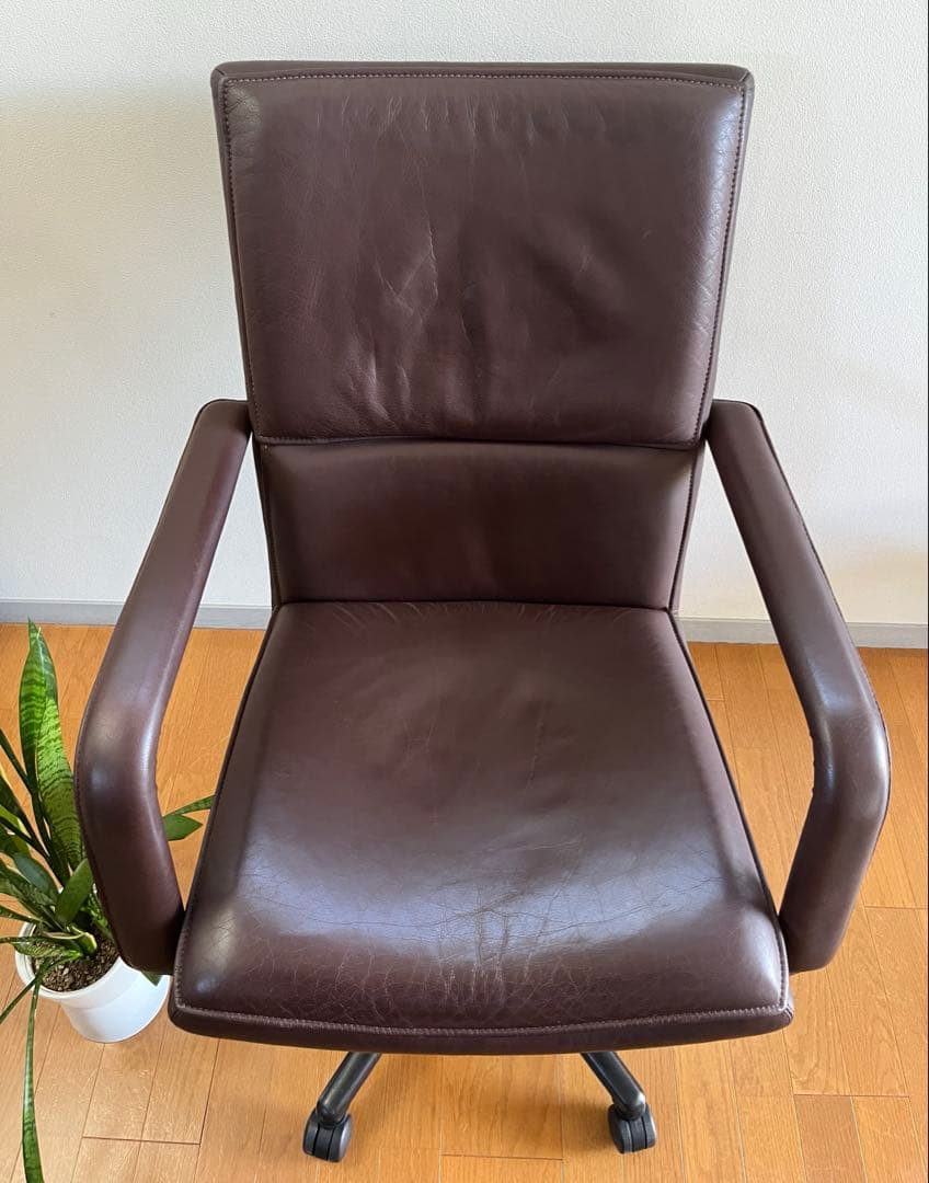 KEILHAUER キールハワー　エリート　本革張り　47.8万　ミッドバック