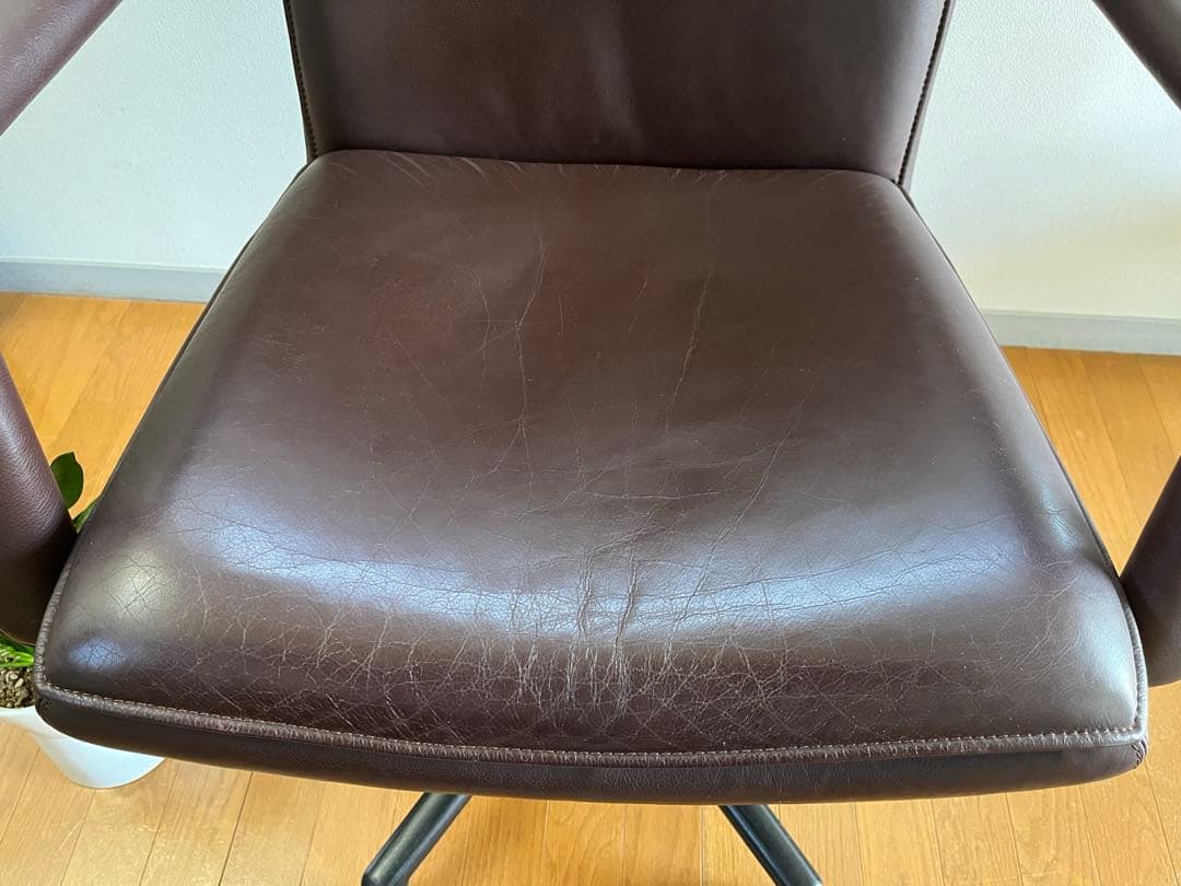 KEILHAUER キールハワー　エリート　本革張り　47.8万　ミッドバック