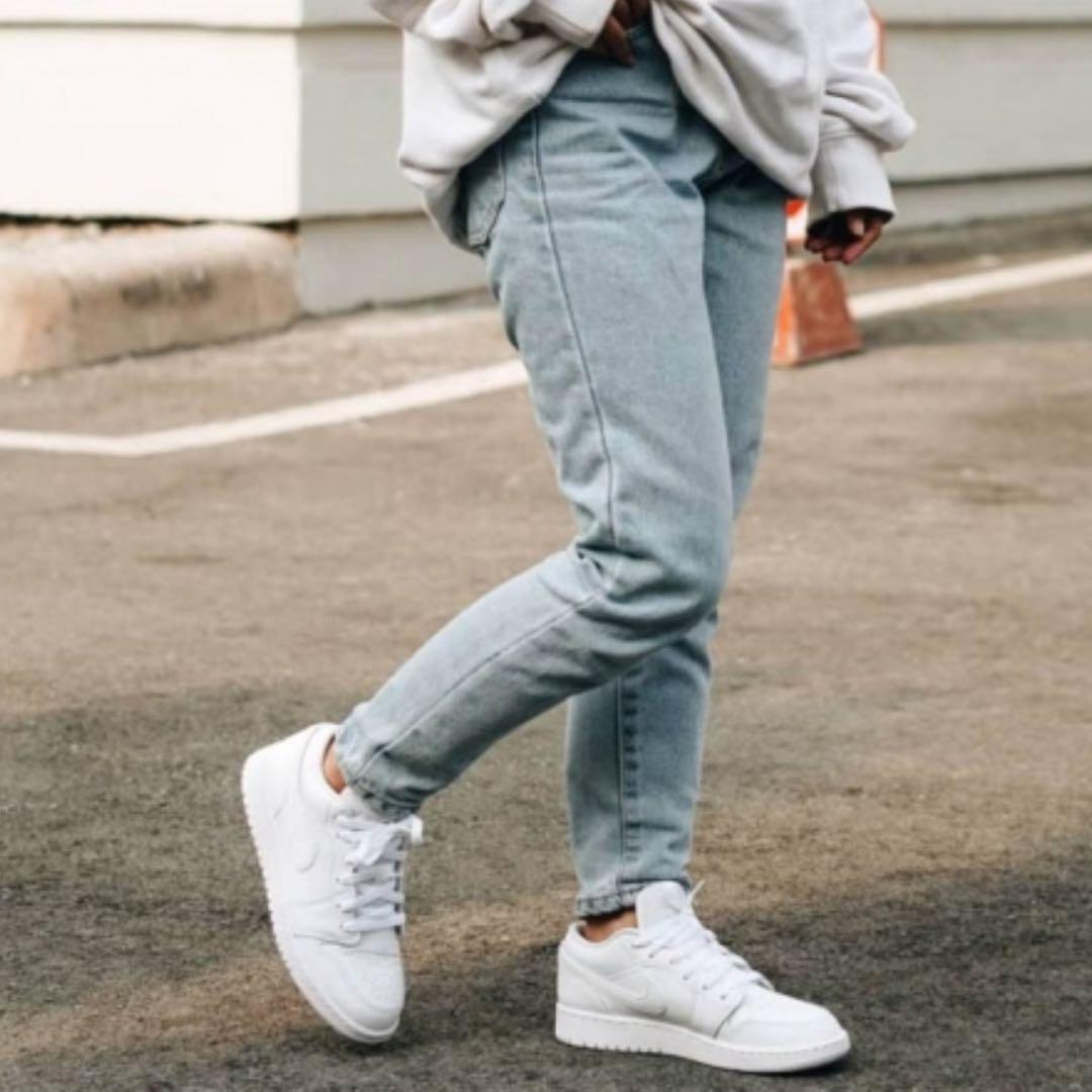 【新品23.5cm】NIKE｜エアジョーダン１LOW GS｜トリプルホワイト