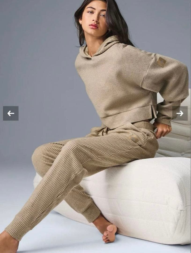 alo yoga Muse Hoodie Sweatpant セットアップ