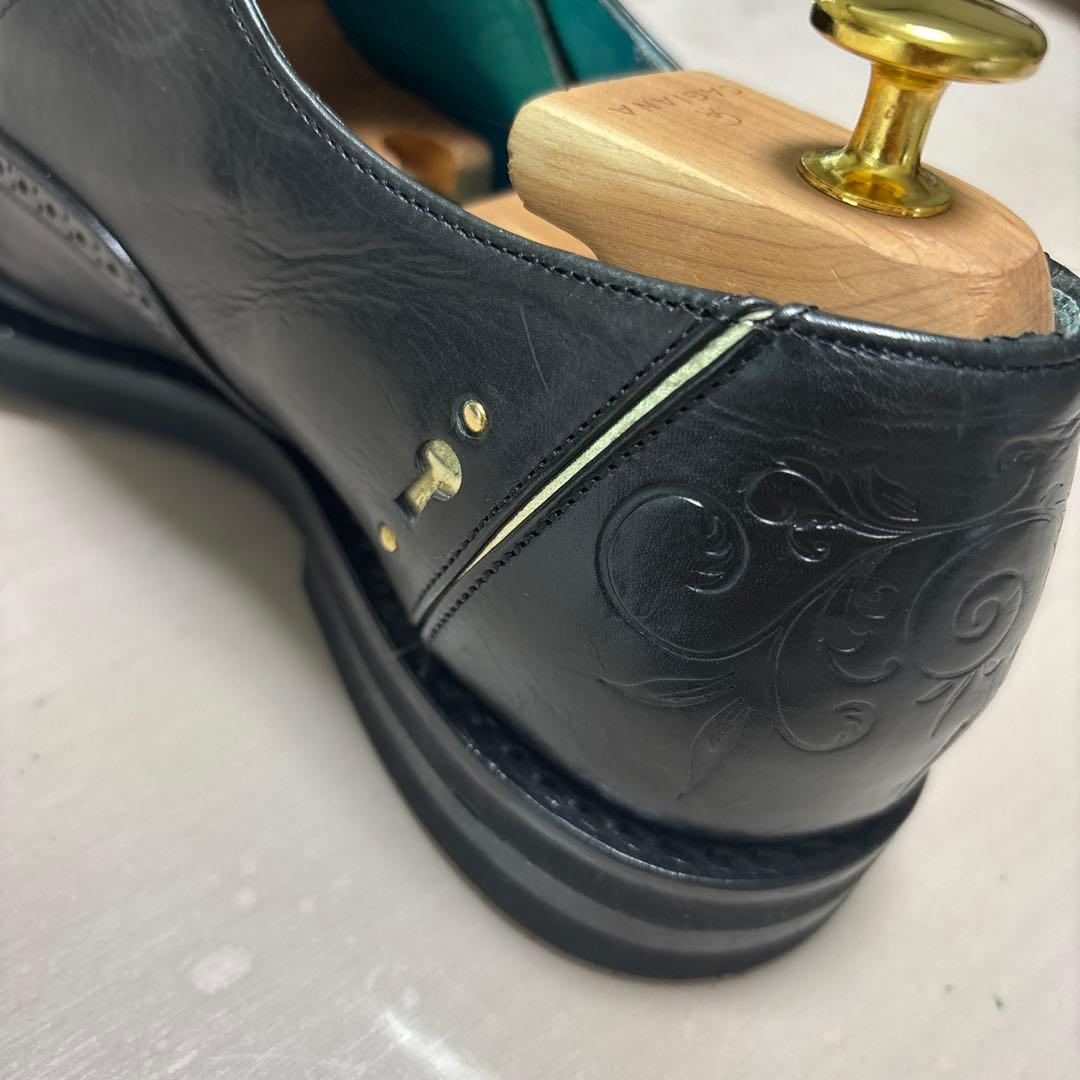 CAGIANA《カジーナ》 シューツリー付