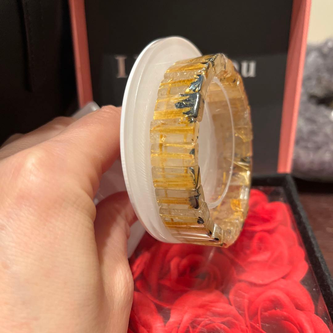 天然石ブレスレット　ゴールドルチルクォーツ　バングル　タイチンルチル