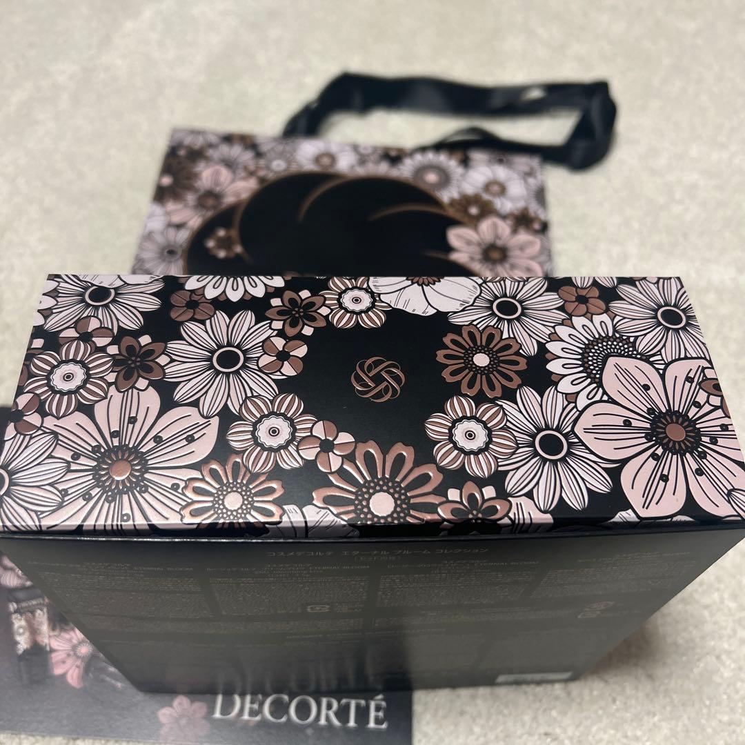 コスメデコルテ クリスマスコフレ　2025 匿名クロネコヤマト発送　未開封