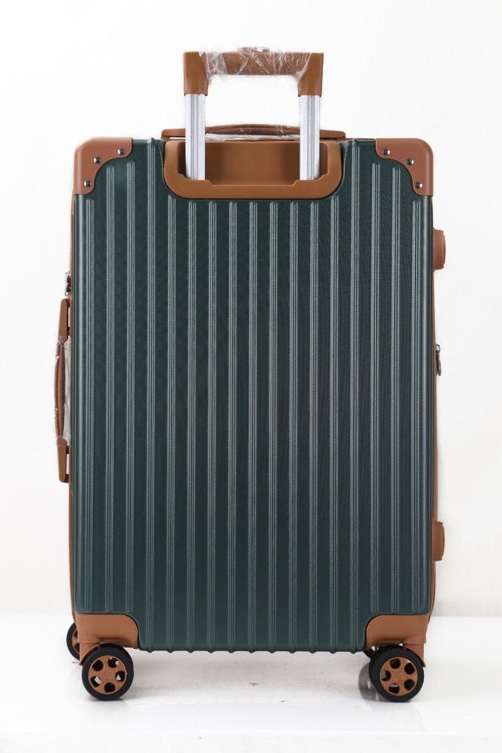 軽量Lサイズ　静音8輪　キャリーバッグ　スーツケース　キャリーケース　グリーン
