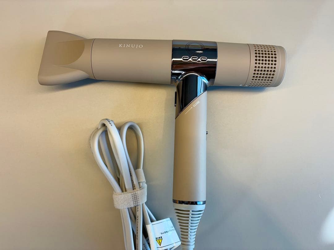 【美品】KINUJO ヘアドライヤー モカ