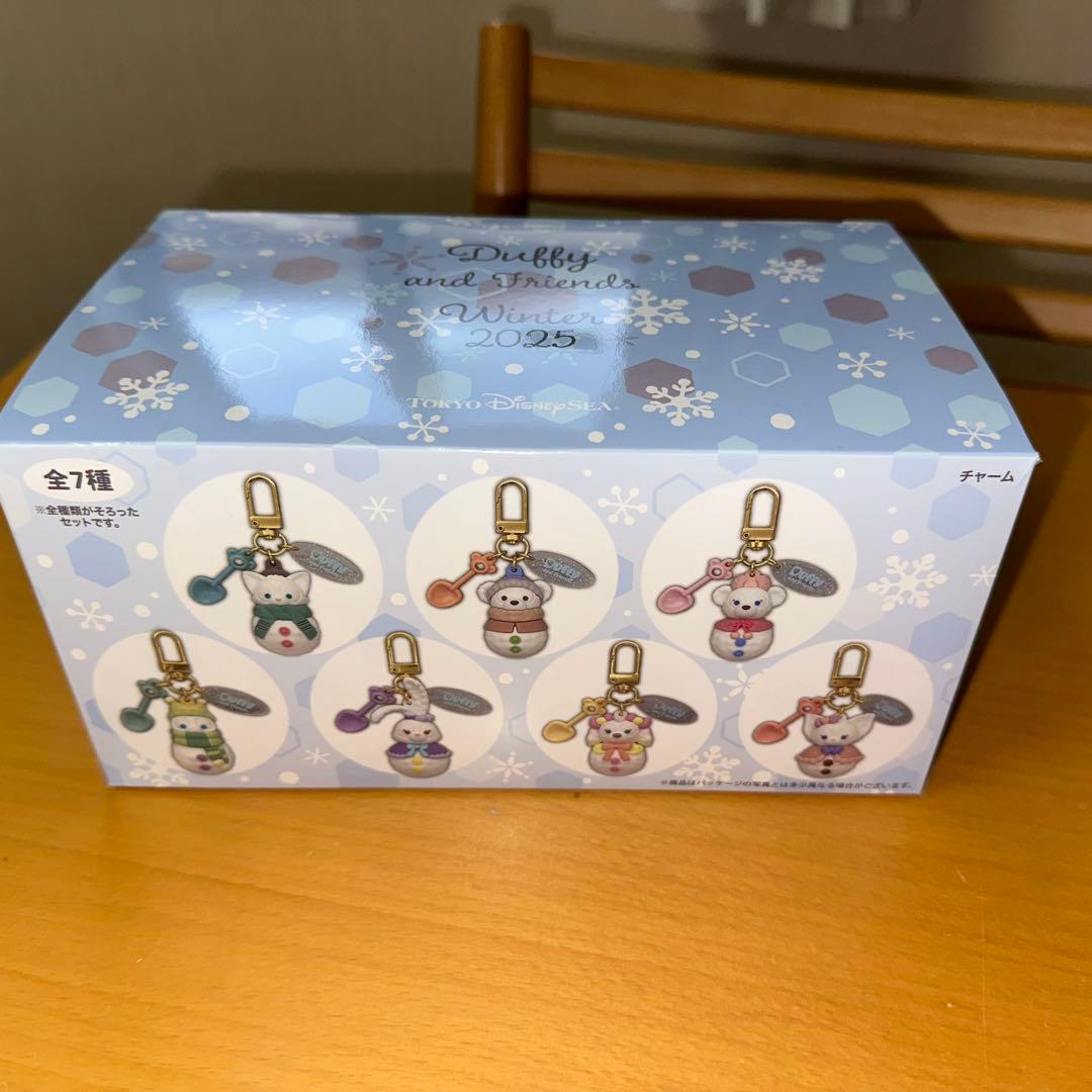 ディズニー　ダッフィーアンドフレンズ　雪だるま　チャーム　セット