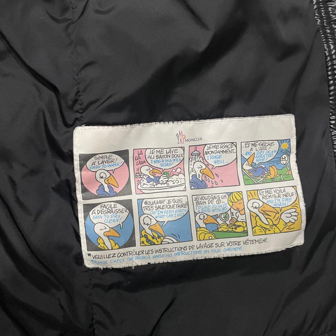 MONCLER ブラック ダウンベスト　Sサイズ相当　12Y