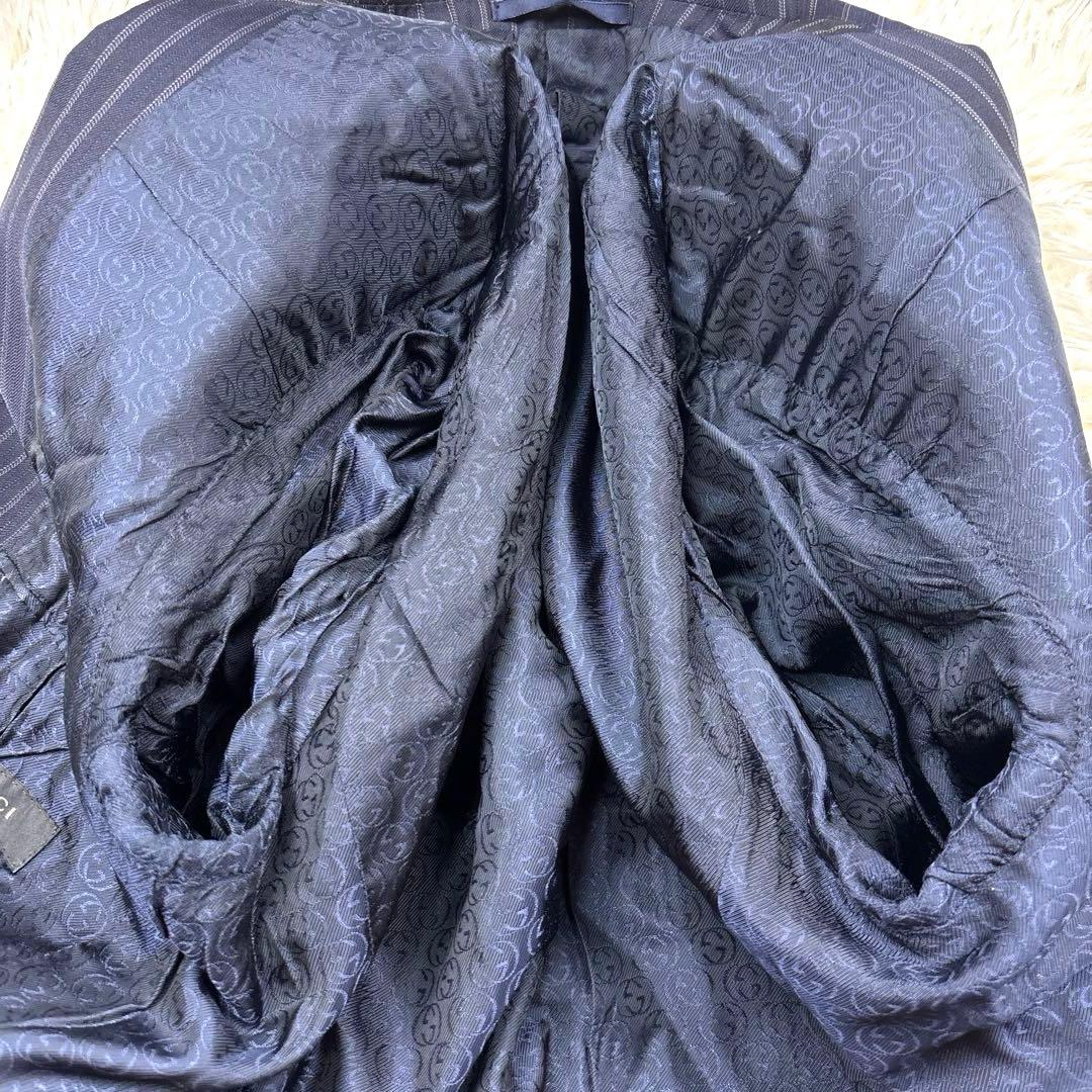 GUCCI スーツ セットアップ ストライプ 2B 裏地ロゴ柄 ネイビー 50R