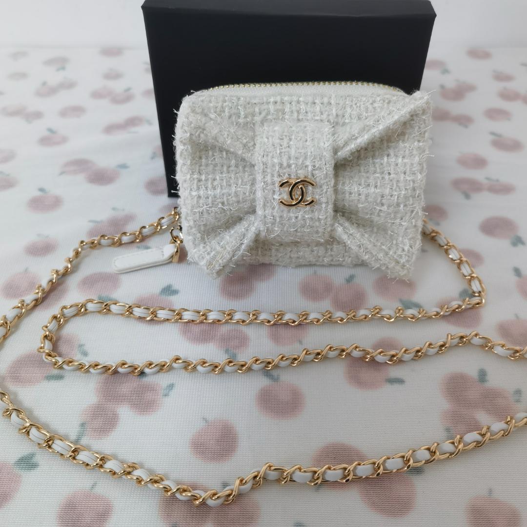 ホワイト ミニチェーンウォレット