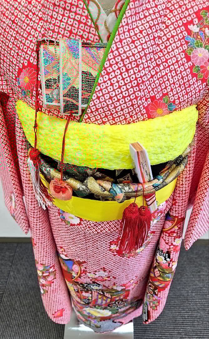 七五三　7歳　120cm　ポリエステル　赤しぼり柄　つくり帯　髪飾り