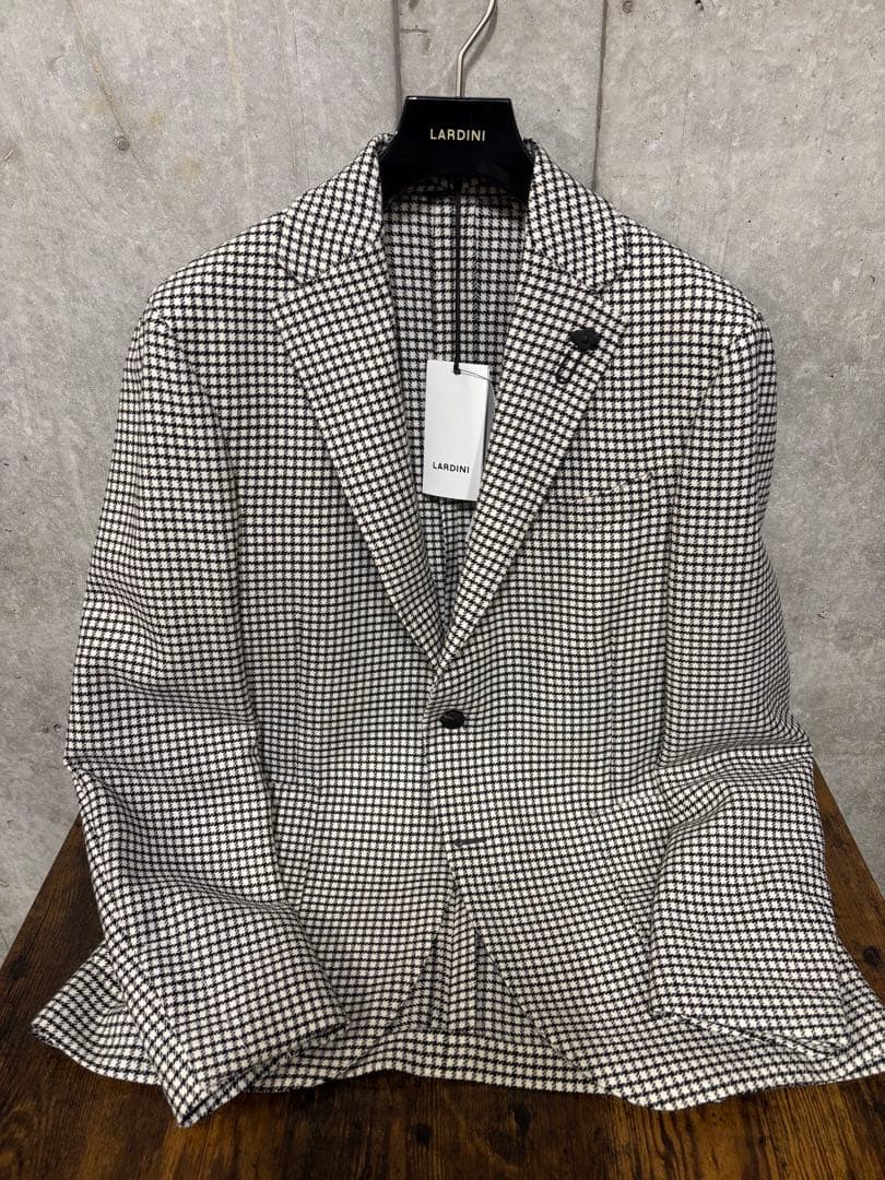 ナナオ最終ラスト1点大人気LARDINIジャケット52サイズ