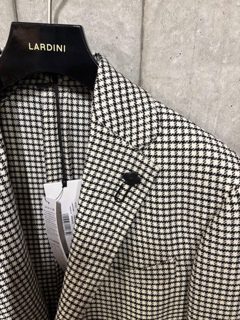 ナナオ最終ラスト1点大人気LARDINIジャケット52サイズ