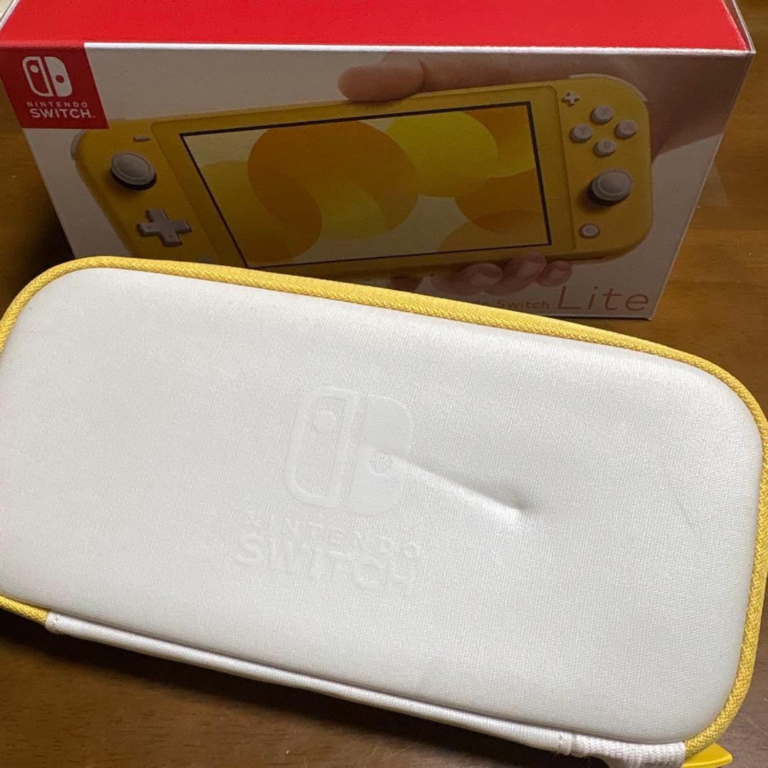 Nintendo Switch Lite イエロー 本体【箱、充電器あり】