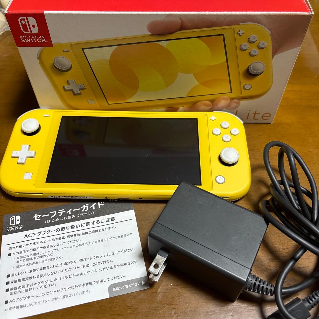 Nintendo Switch Lite イエロー 本体【箱、充電器あり】