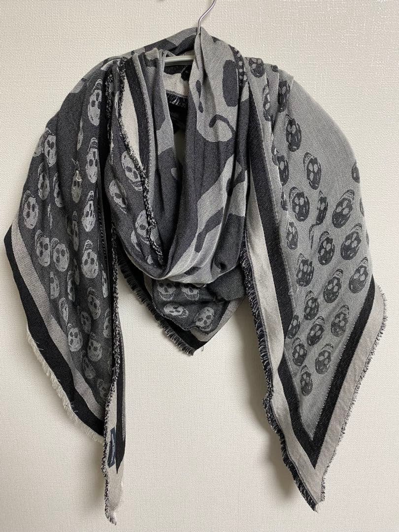 Alexander McQueen　三角ストール　ブラック　フリンジ　カシミヤ混