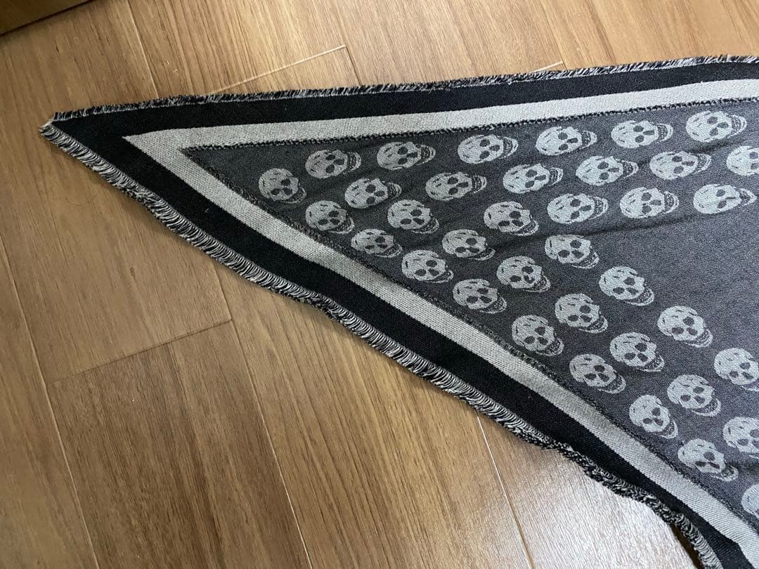 Alexander McQueen　三角ストール　ブラック　フリンジ　カシミヤ混