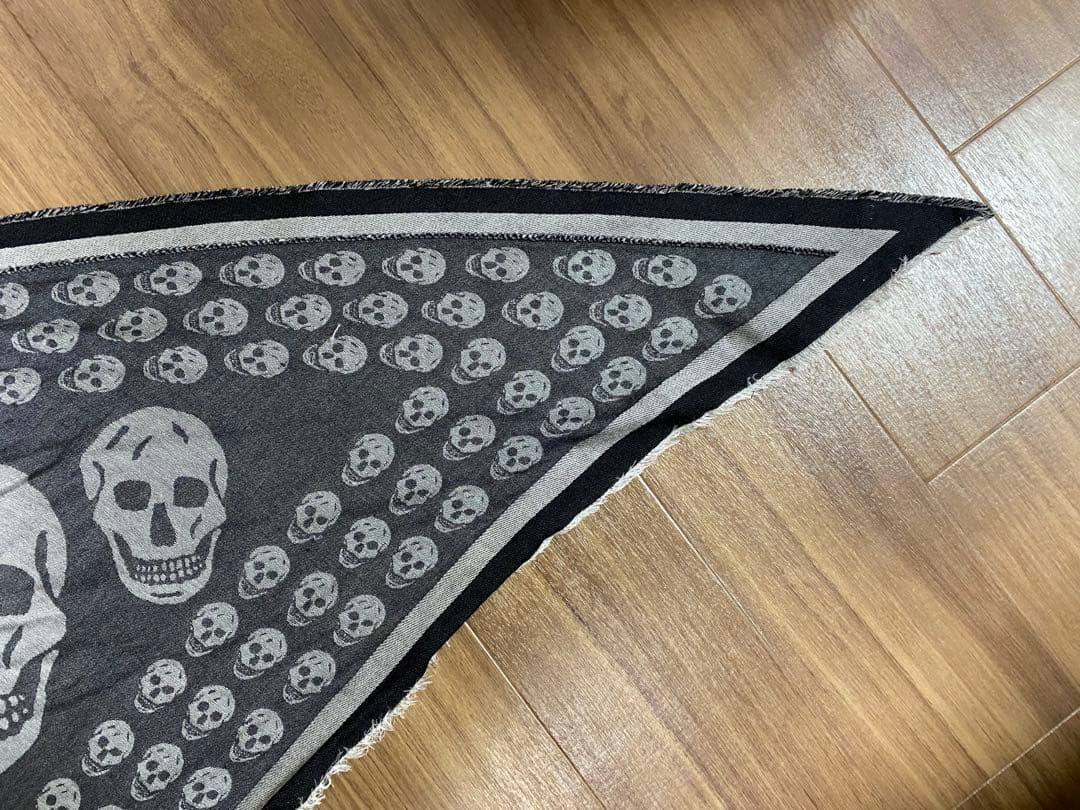 Alexander McQueen　三角ストール　ブラック　フリンジ　カシミヤ混