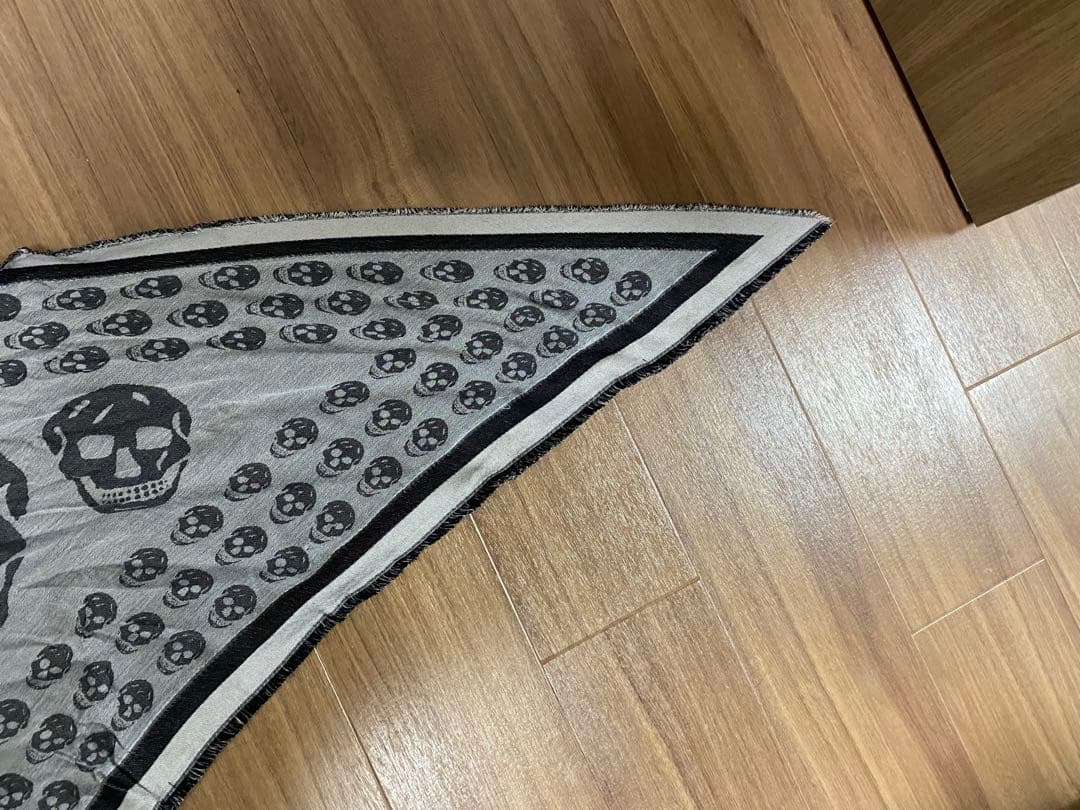 Alexander McQueen　三角ストール　ブラック　フリンジ　カシミヤ混