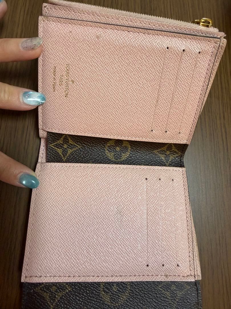 Louis Vuitton 二つ折り財布　　難あり