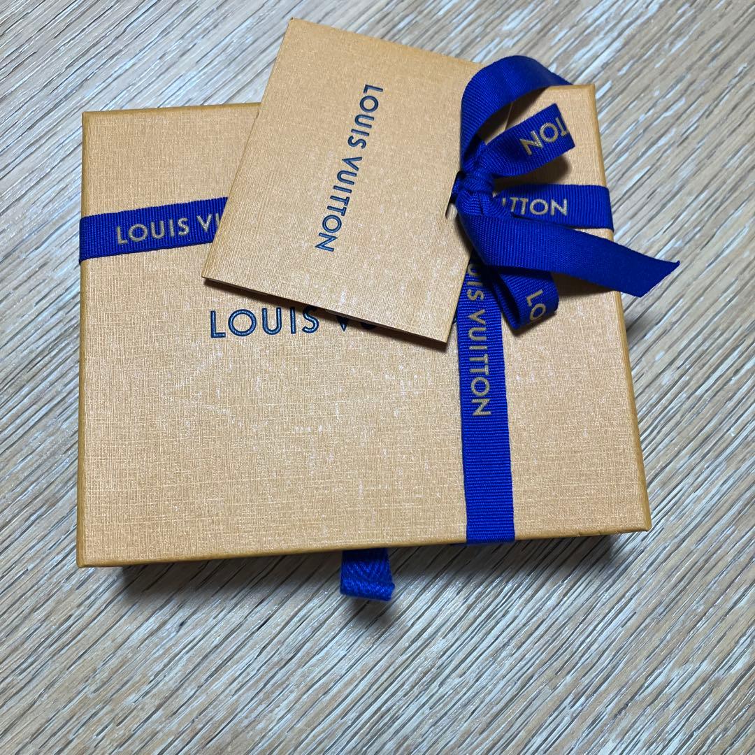 ルイ・ヴィトン シルクスカーフ 気球デザイン