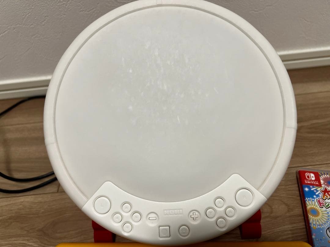 太鼓の達人 Nintendo Switch カセットとコントローラー