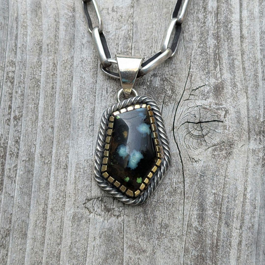 マッツン　ハンドメイドのターコイズトップ　インディアンジュエリー風