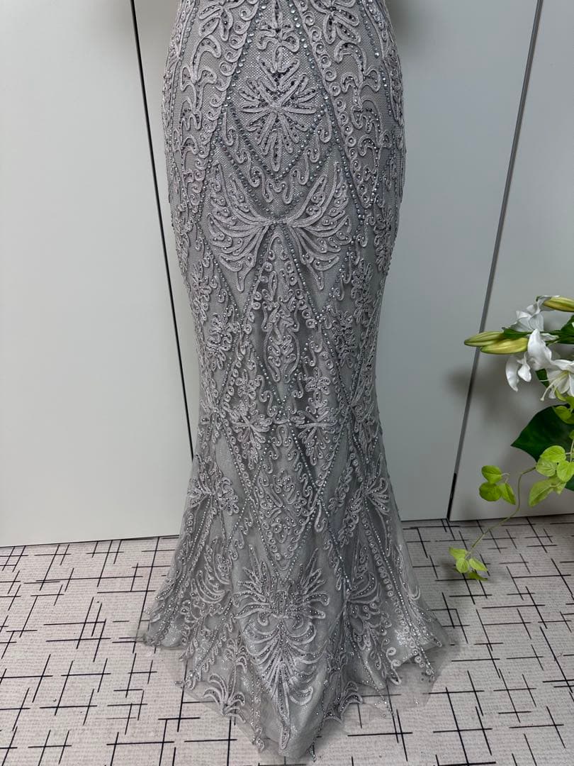 ビーズ装飾オフショルダーマーメイドドレス