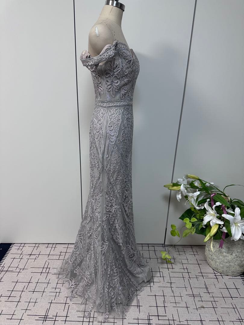 ビーズ装飾オフショルダーマーメイドドレス