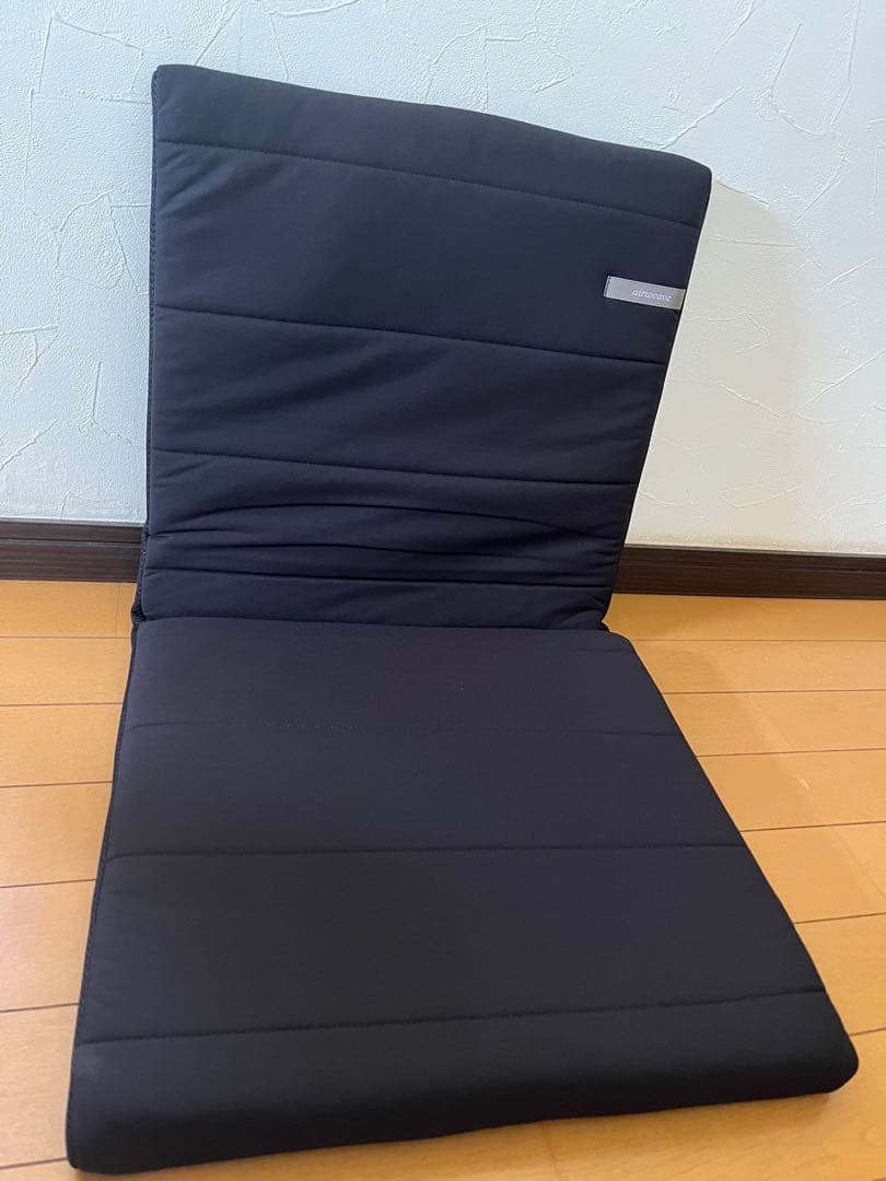 airweave エアウィーヴ 座 クッション ブラック　背もたれ・専用袋付き