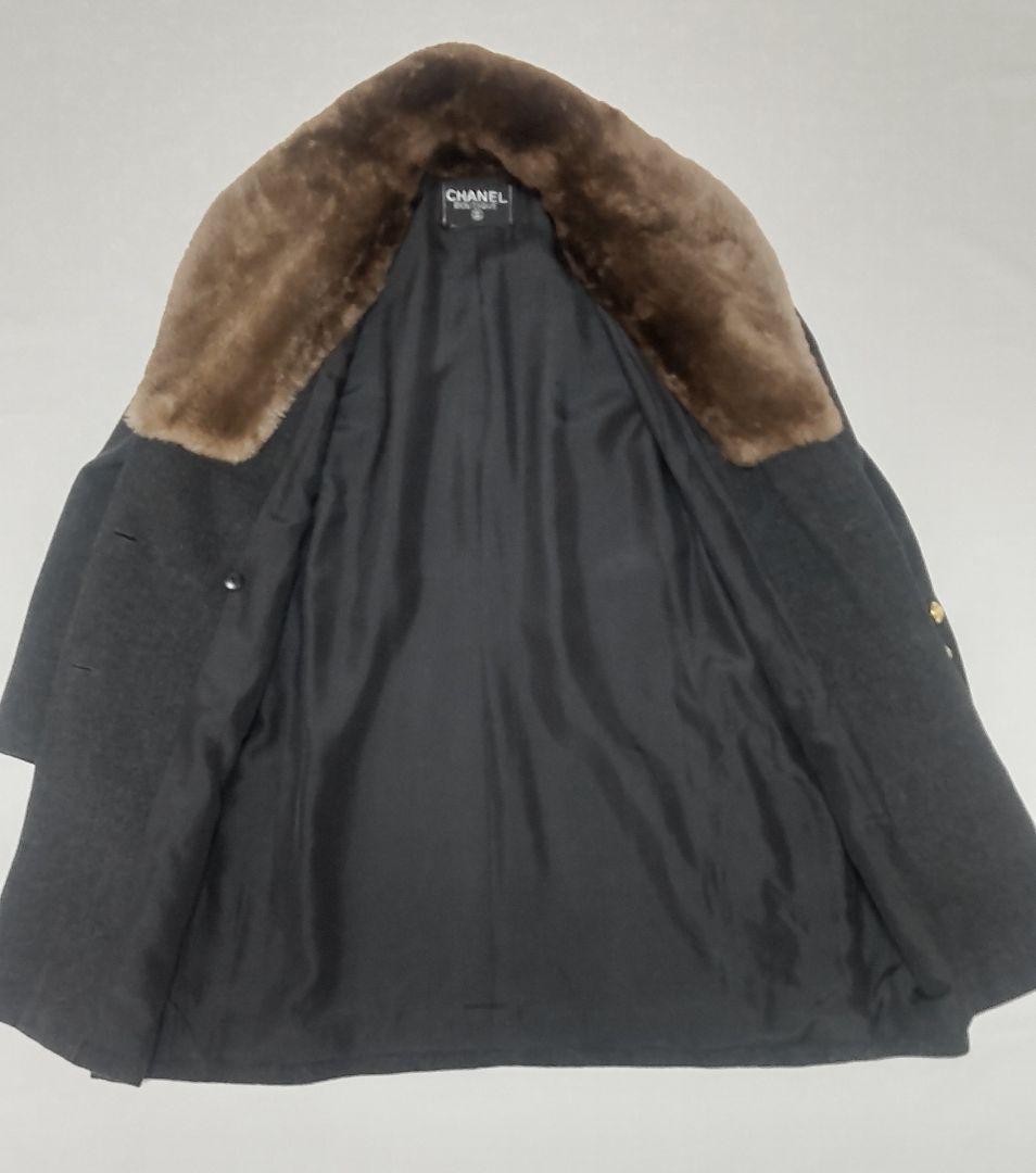 【美品】CHANEL　冬コートダブルブレス　ココマーク金ボタン　グレー　M
