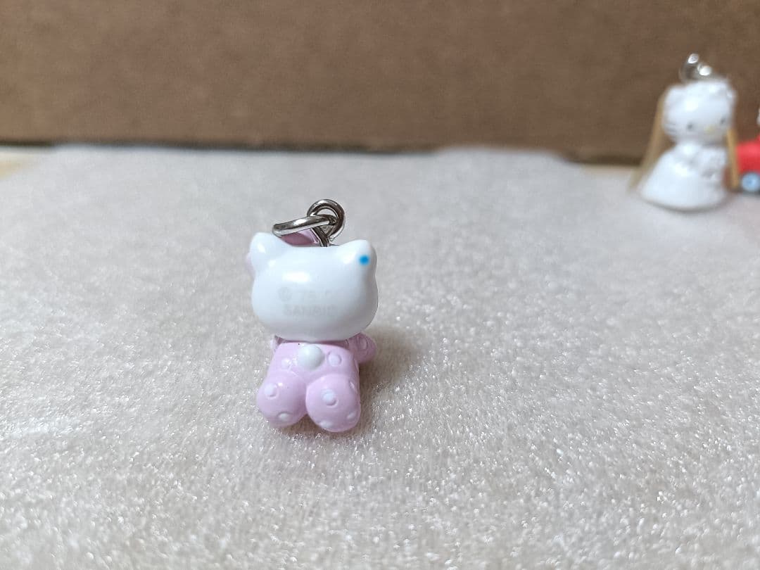 ゆ*リ様 ハローキティ キーホルダー 8個セット