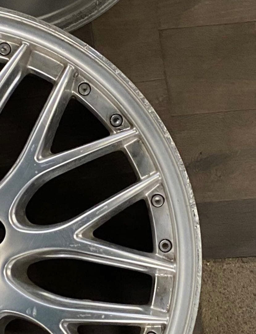 ロクサーニマルチフォルケッタ 19インチ 8J+38