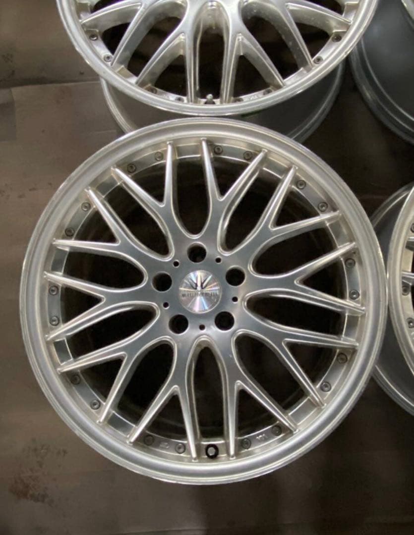 ロクサーニマルチフォルケッタ 19インチ 8J+38