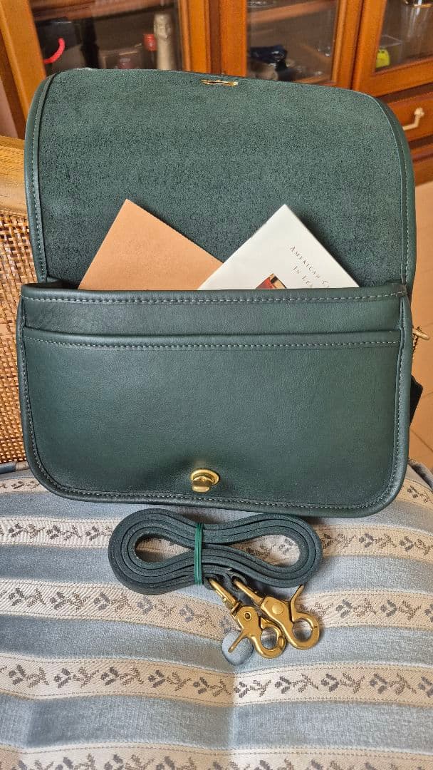 COACHコーチ　オールドコーチ ショルダー ダークグリーン本牛革 新品未使用