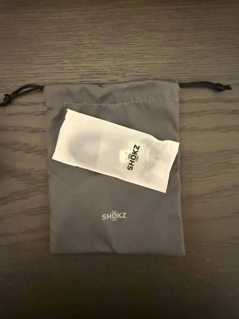 美品☆Shokz openrun 骨伝導イヤホン　赤