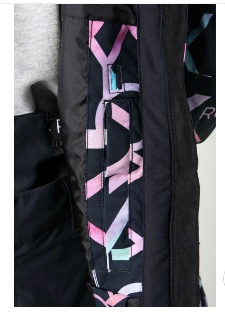 美品！ROXY スノーボードウエア　スキーウエアセット Sサイズ