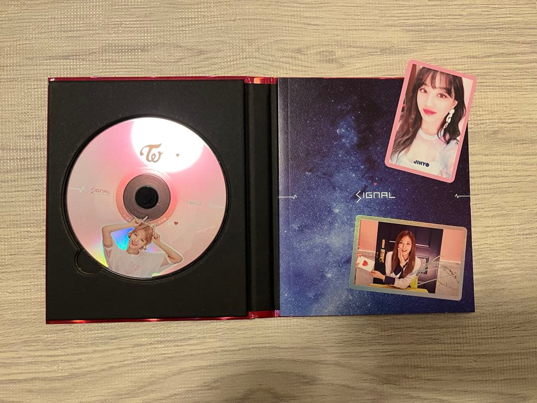 TWICE アルバム CD フォトカード　うちわ　トレカ