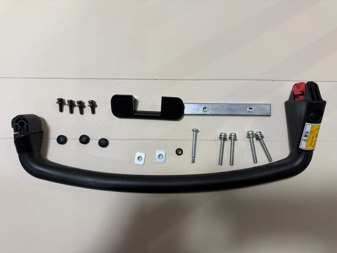 【新品・未使用】Panasonicプレミアムリヤチャイルドシートと専用キャリヤ