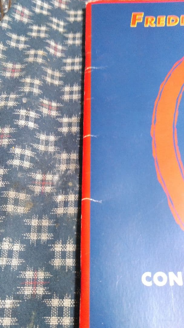 フレディ・マーキュリー追悼ライブパンフレット　ウェンブリースタジアム完全版CD