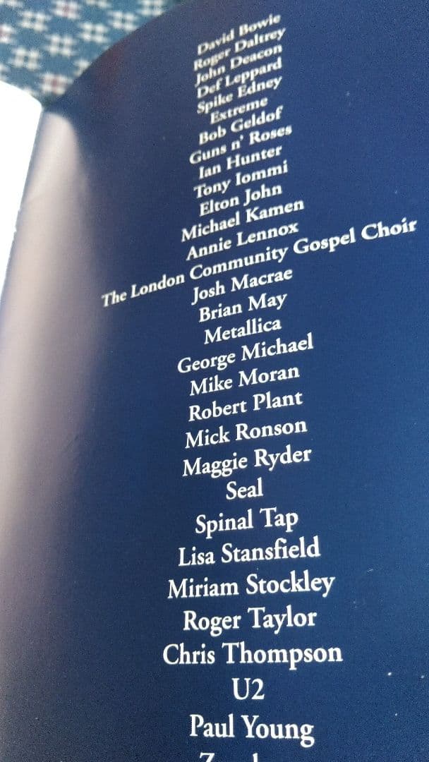 フレディ・マーキュリー追悼ライブパンフレット　ウェンブリースタジアム完全版CD