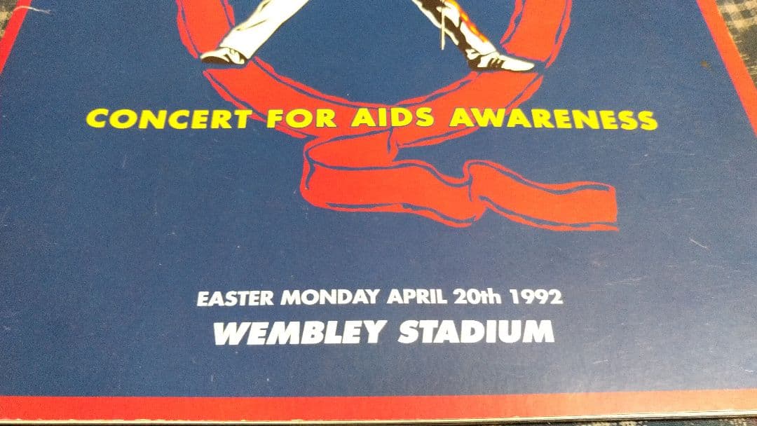 フレディ・マーキュリー追悼ライブパンフレット　ウェンブリースタジアム完全版CD