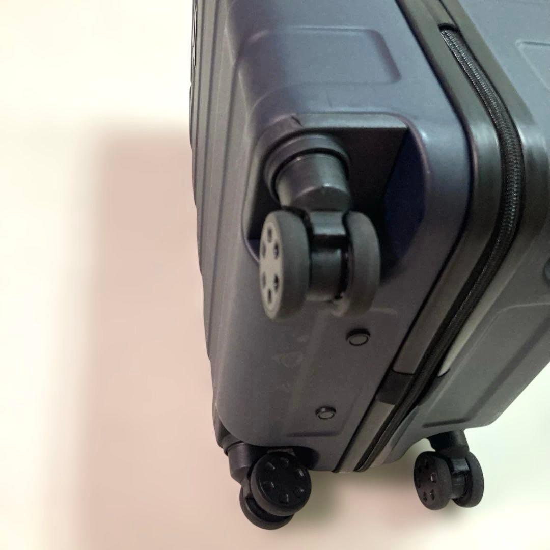 無印良品　バーを自由に調節できる　ハードキャリーケース（３６Ｌ）