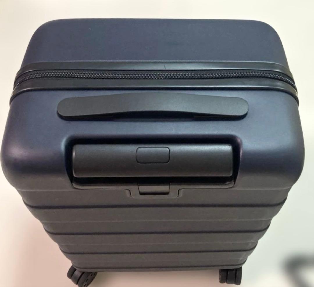 無印良品　バーを自由に調節できる　ハードキャリーケース（３６Ｌ）